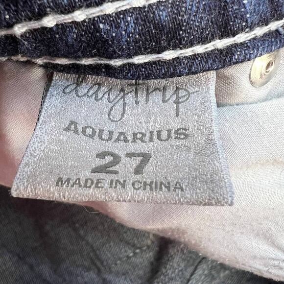 Daytrip Aquarius Women's Jeans Size 27 Embellished DBK119 - Picture 13 of 15